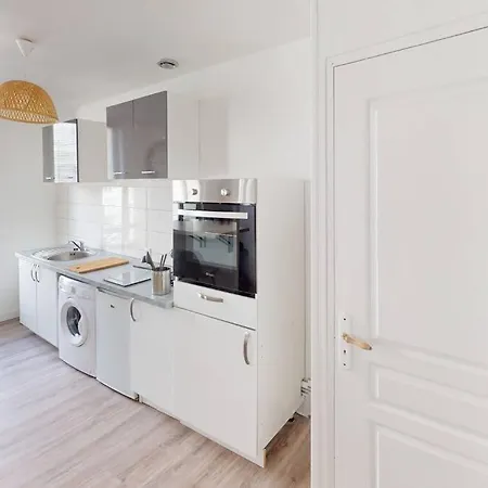 Tourville- F2 Proche Gare