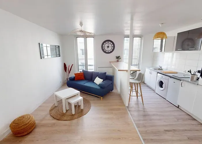 Tourville- F2 Proche Gare